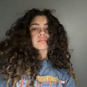 Meet your Posher, Vanessa